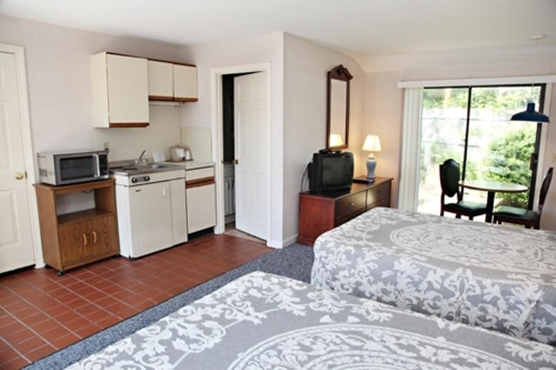 Centerville Corners Inn Room photo